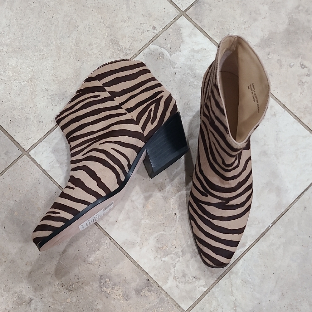 Veronica Beard Brown Zebra Ankle Boots - Picture 6 of 12